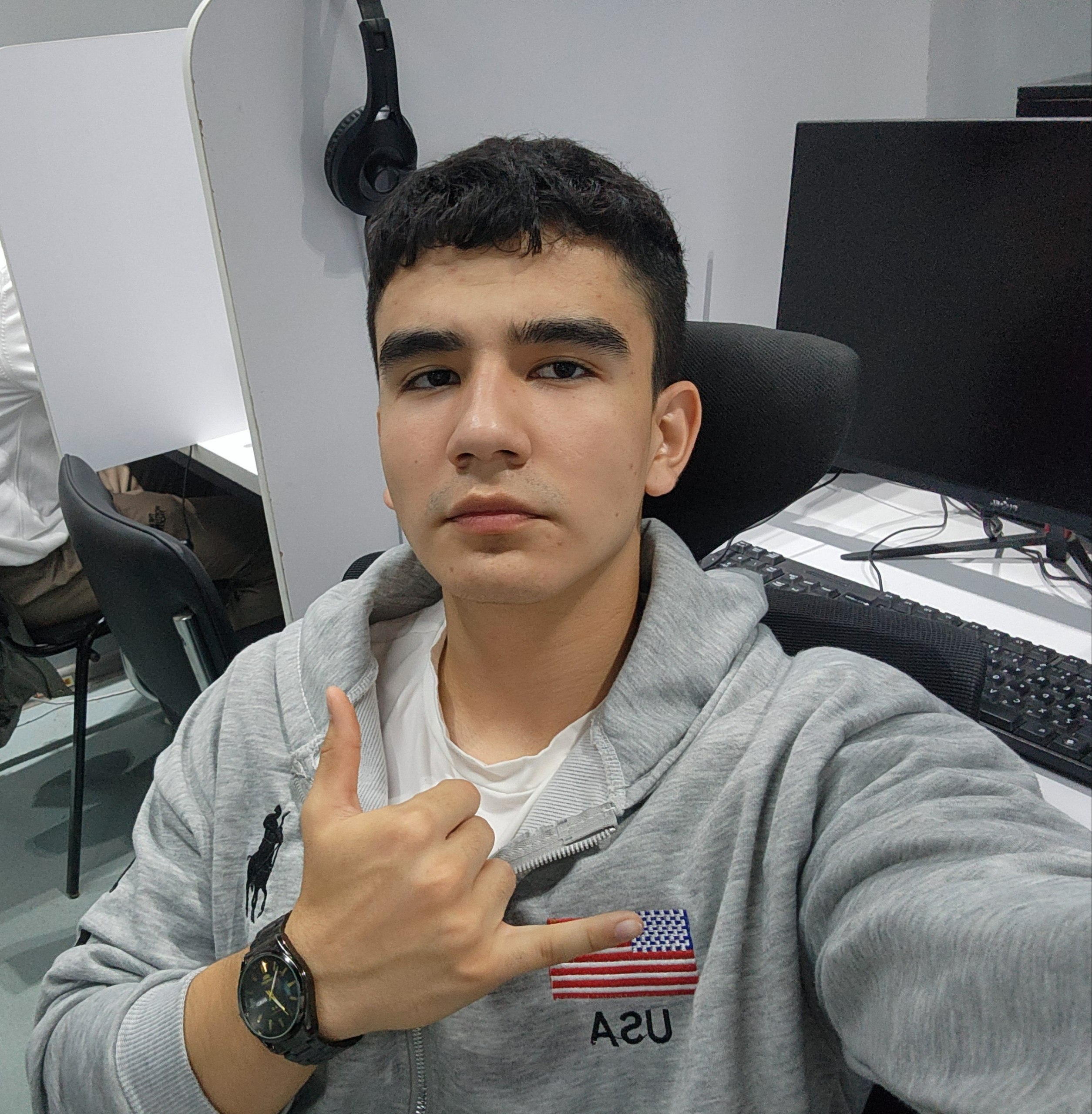 Sardor Ashurov Photo